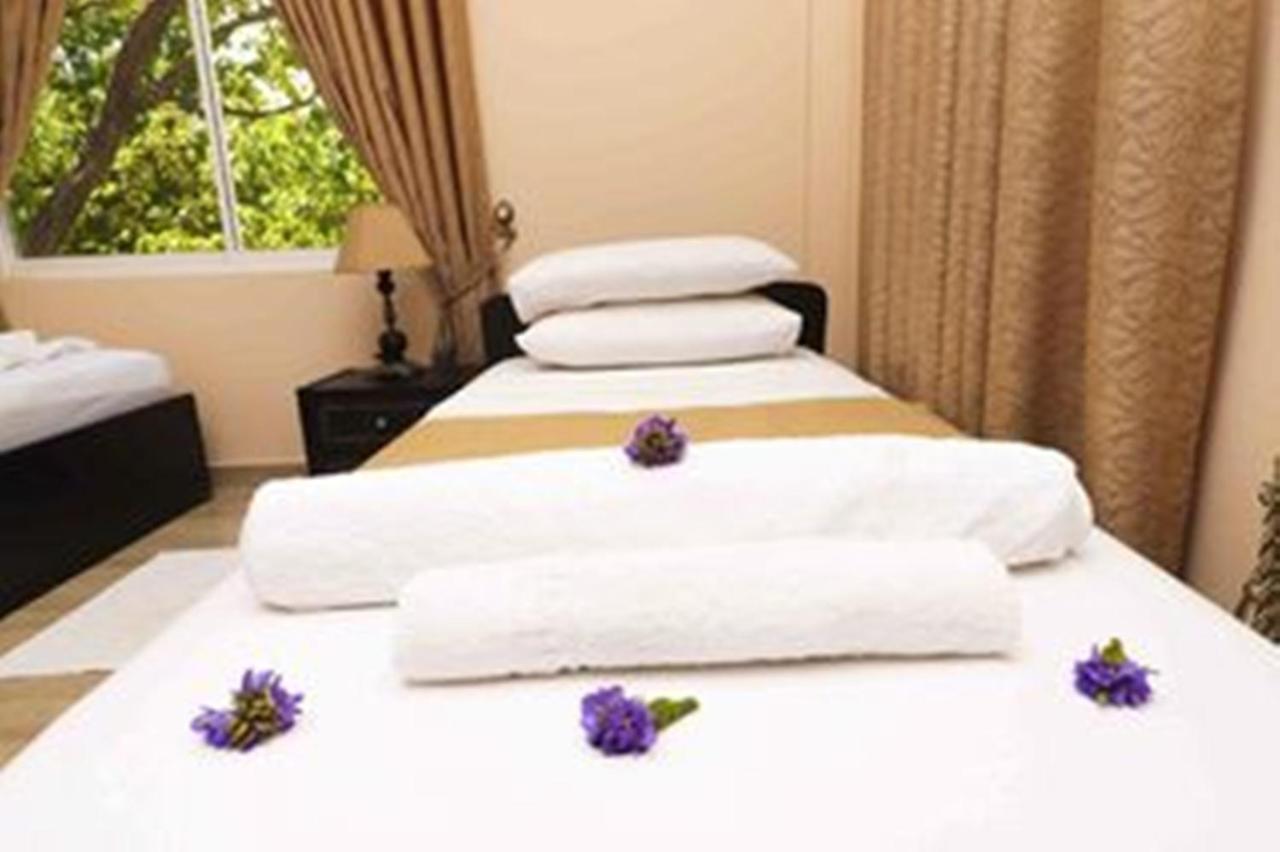 Peacock Resort Anurâdhapura Extérieur photo