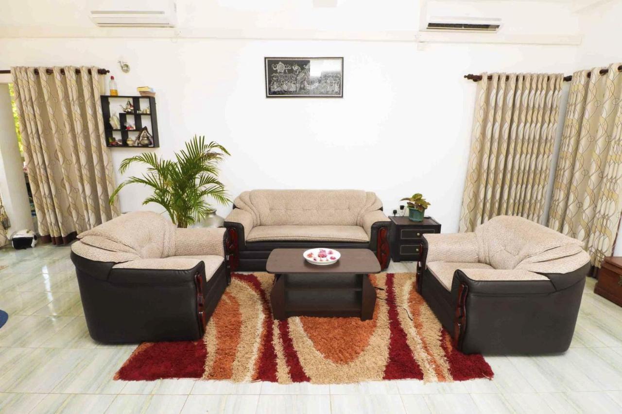 Peacock Resort Anurâdhapura Extérieur photo